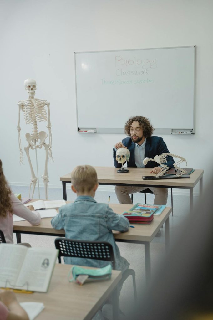 Zeytinburnu’nun Eğitim Kurumları: Anaokulları, Özel Eğitim Uygulama Okulları ve Mesleki Teknik Anadolu Lisesi odevyardim.com4