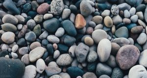 Doğal Taşların Zamansız Enerjisi: Kolye ve Bilekliklerle Şıklık ve Dengeyi Bir Arada Taşıyın boleyncrystal1