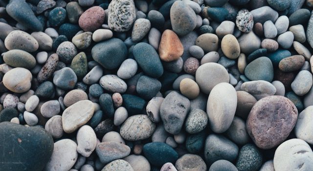 Doğal Taşların Zamansız Enerjisi: Kolye ve Bilekliklerle Şıklık ve Dengeyi Bir Arada Taşıyın boleyncrystal1